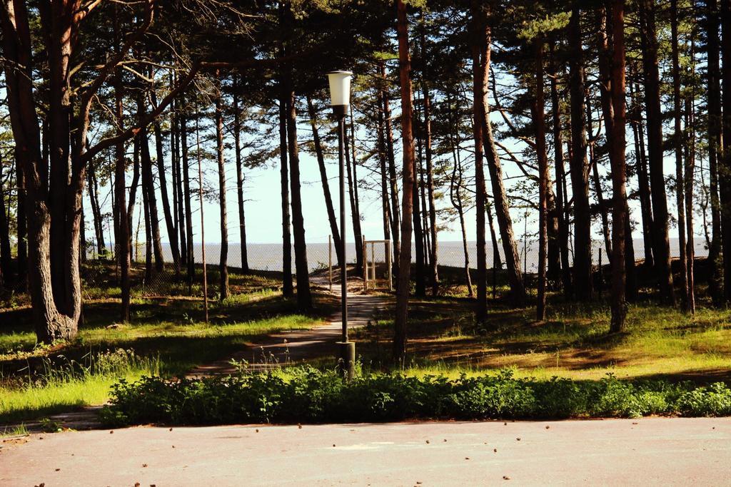 Valgeranna Puhkekeskus Hotel Buitenkant foto