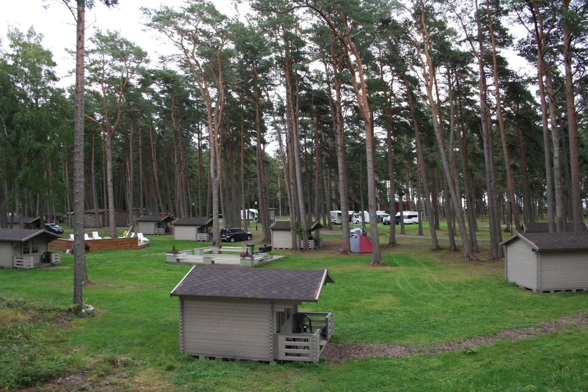 Valgeranna Puhkekeskus Hotel Buitenkant foto